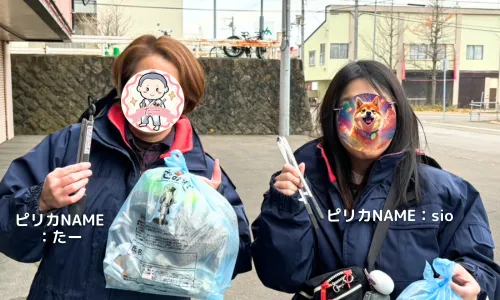 Abashiri City Living Environment Division: (left) Section Chief Ishizuka, (right) Ishimura, in charge of waste PR