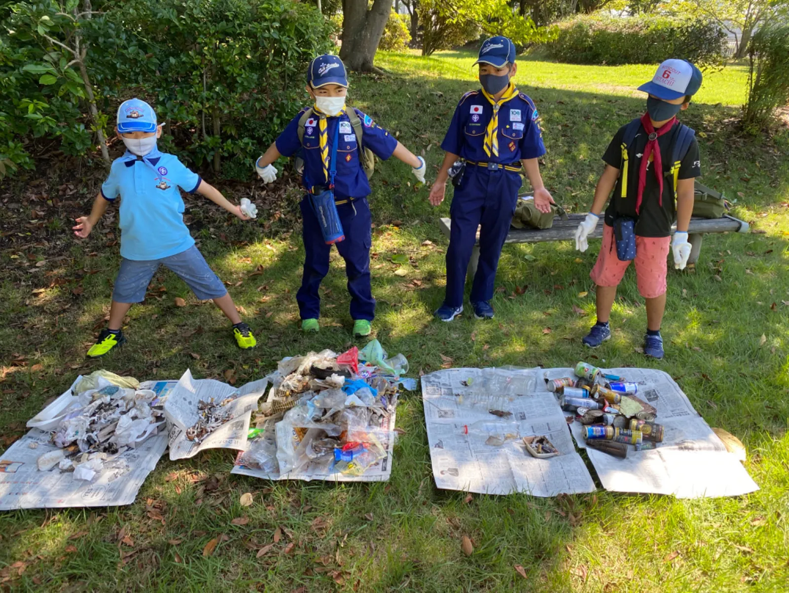 Children with the litter they collected